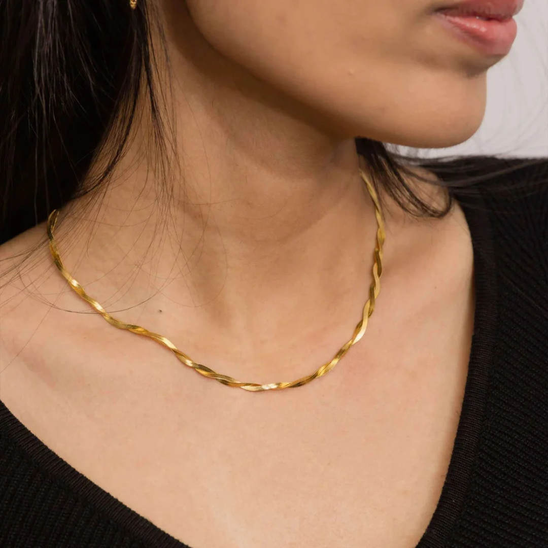 Essential Twisted Snake Chain