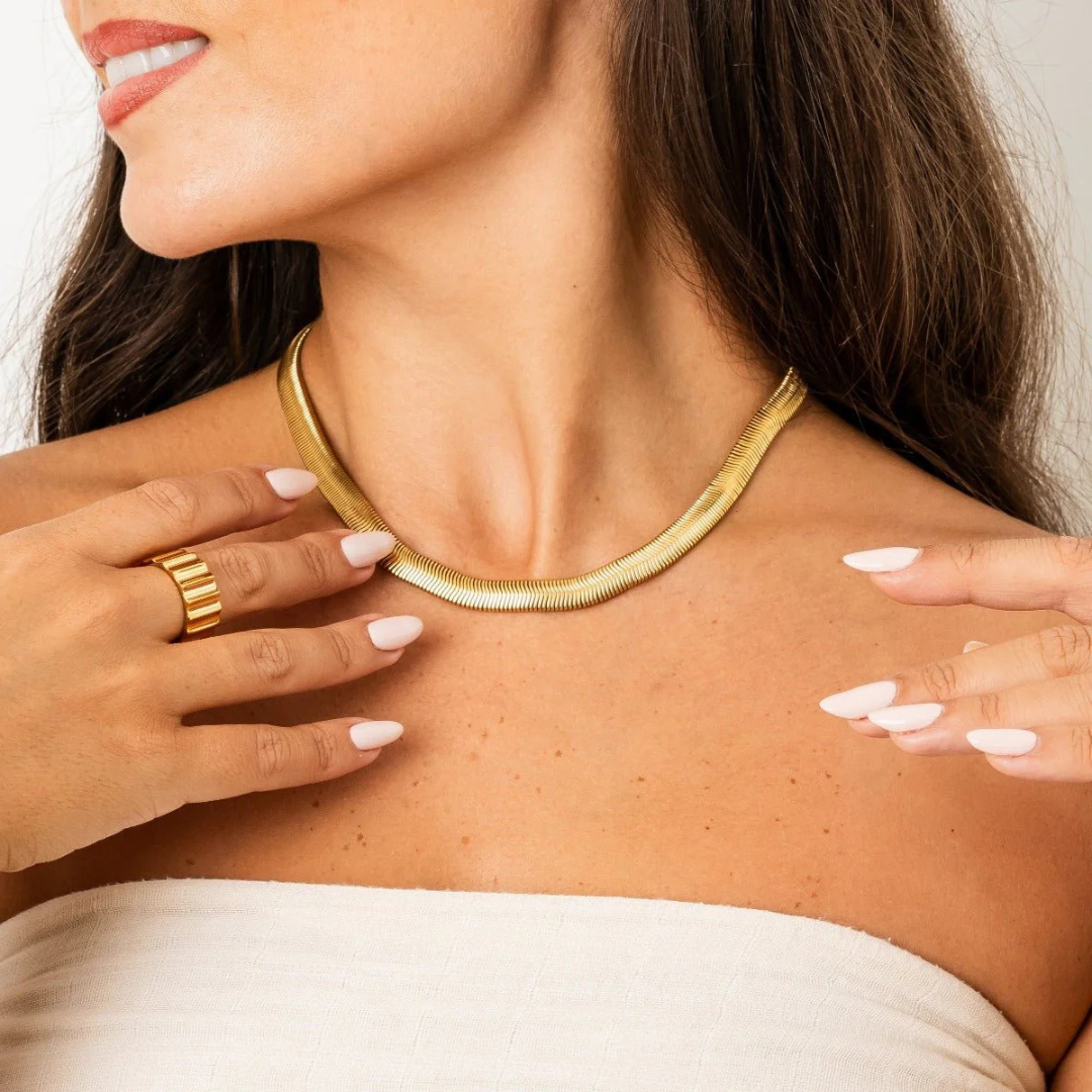 Essential Bold Snake Chain